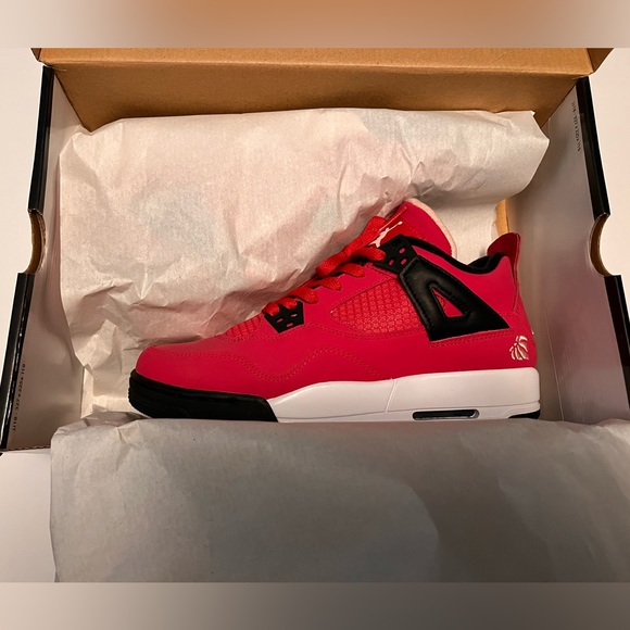 jordan 4 voltage cherry